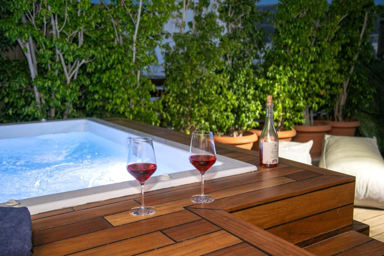 Beautiful Penthouse In Athens With Outside Jacuzzi Atenas Exterior foto