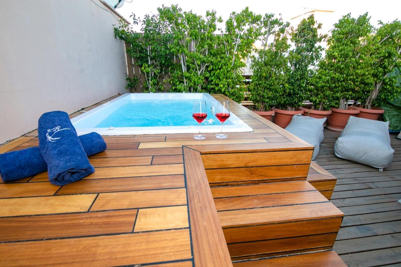 Beautiful Penthouse In Athens With Outside Jacuzzi Atenas Exterior foto