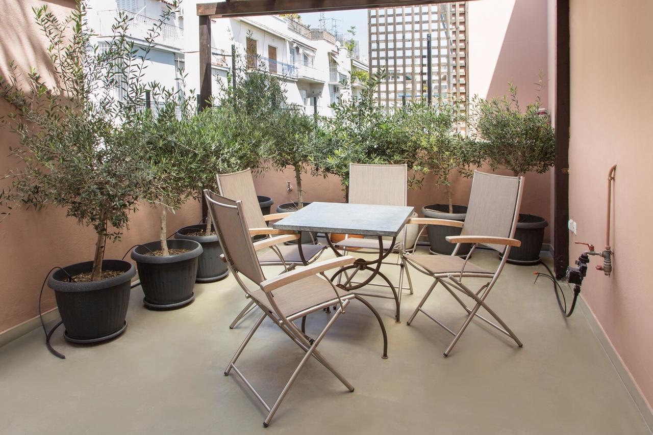 Beautiful Penthouse In Athens With Outside Jacuzzi Atenas Exterior foto
